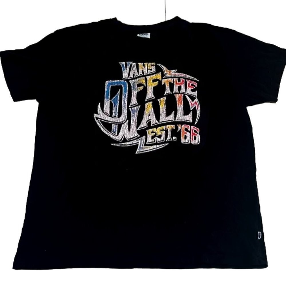 ❤️ VANS men’s graphic T-Shirt Size S